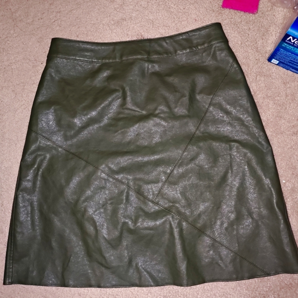 Faux leather army green skirt